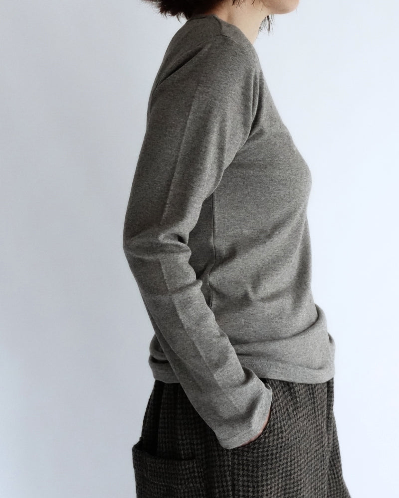 Yak Crew-Neck Pullover in Gray