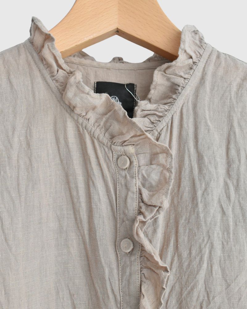 French/SL Frill Collar Shirt in AshBeige