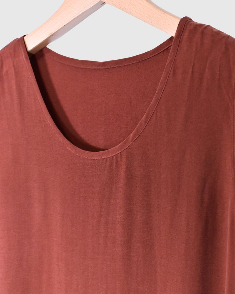 AMARA Sleeveless Pullover in Chestnut