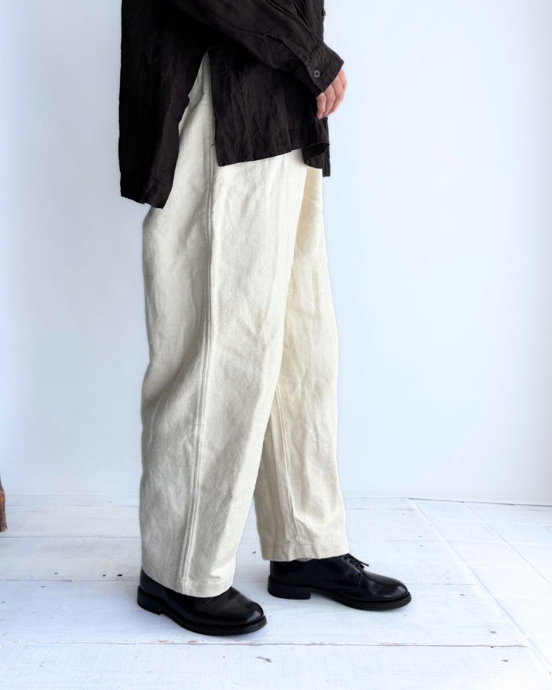 TEORI washed twill loose tapered pants in OffWhite