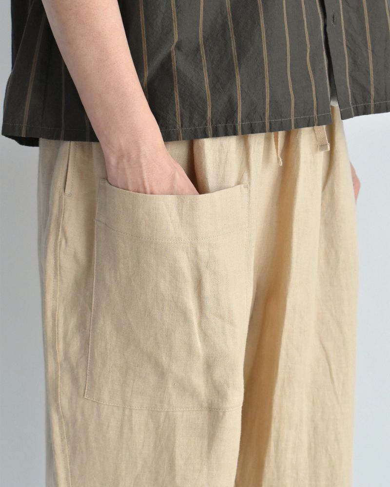 Asymmetric Pocket Baker Pants (LINEN) in Beige