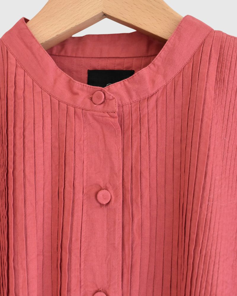 BANDED COLLAR SHIRT WITH MINI PINTUCK in SalmonPink