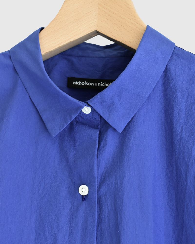 TENDER-W Back Gather French Sleeve Blouse in Blue