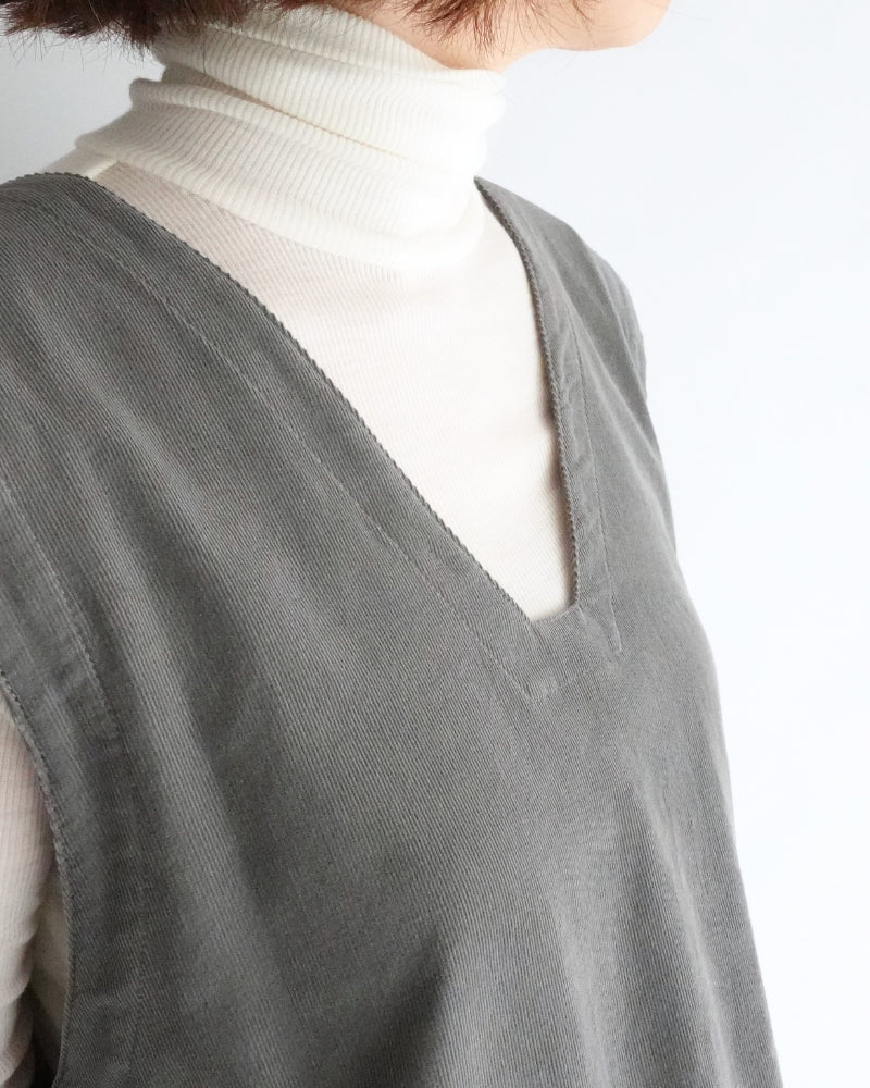 Work Pullover Vest (Corduroy) in Gray