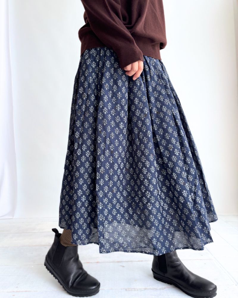 RAJASTAN TUCK GATHERED SKIRT WITH LINING in Navy