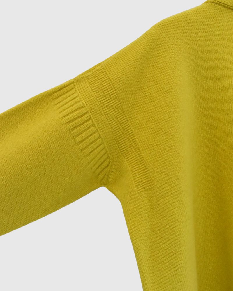 JANE V-neck Cardigan in Yellow