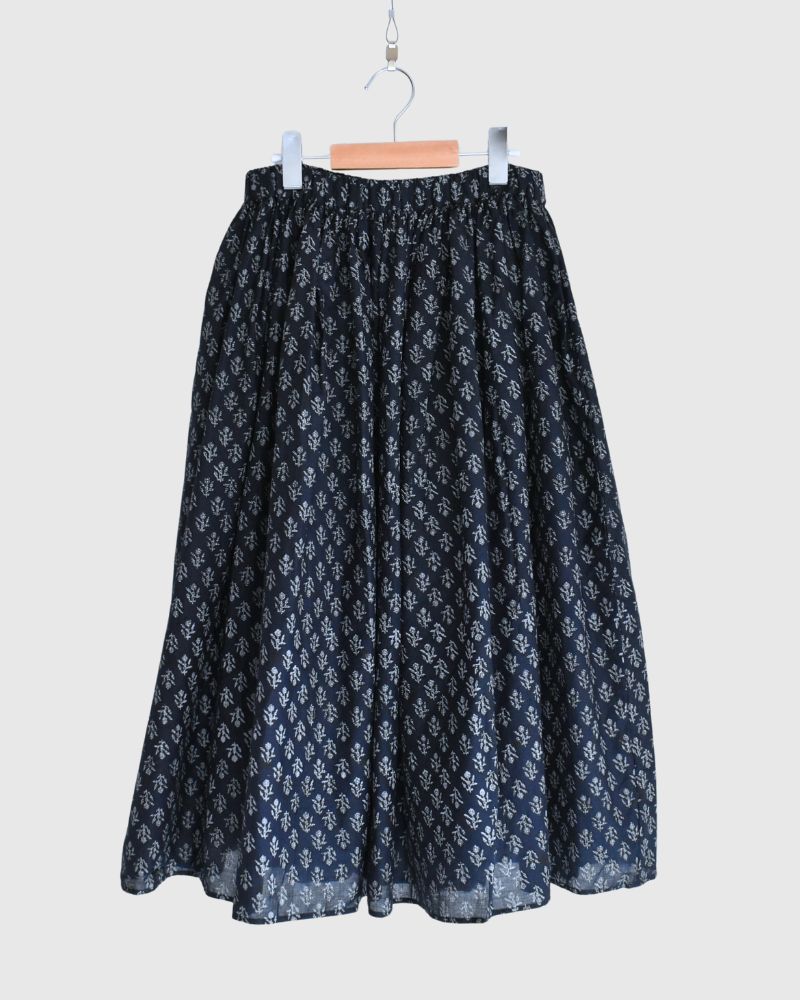 RAJASTAN TUCK GATHERED SKIRT WITH LINING in Navy