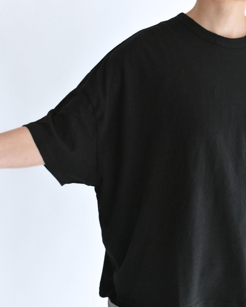 Wide T-shirt in Black