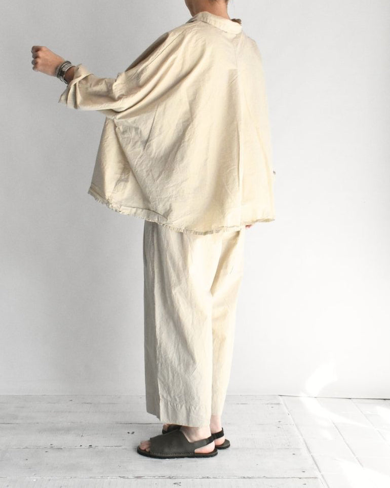 Shrink Open Collar Pullover Shirt in Beige