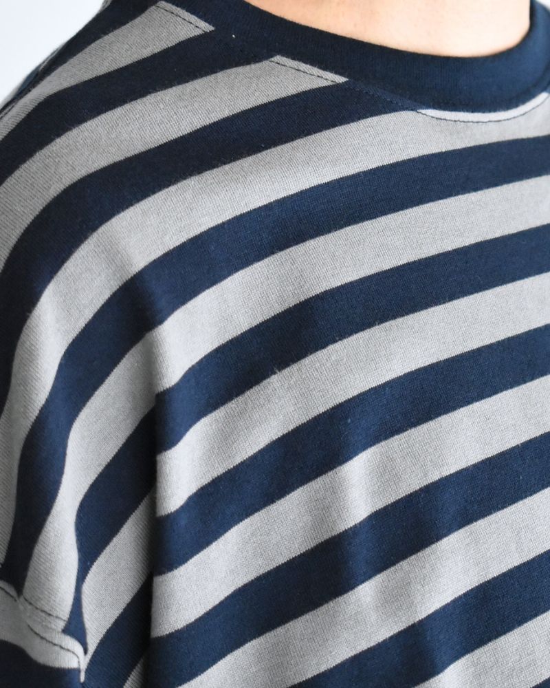 Tuck Cocoon T-Shirt in Gray/Navy Border