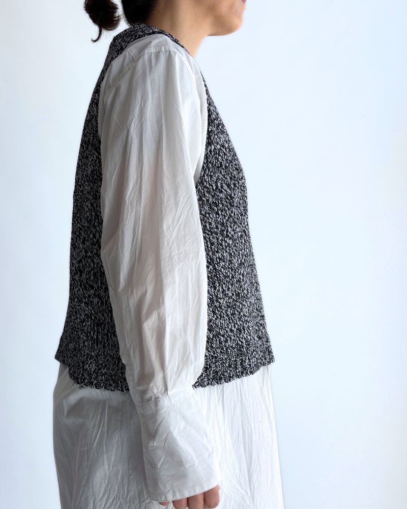 Low Gauge Gima Knit Vest in Mix