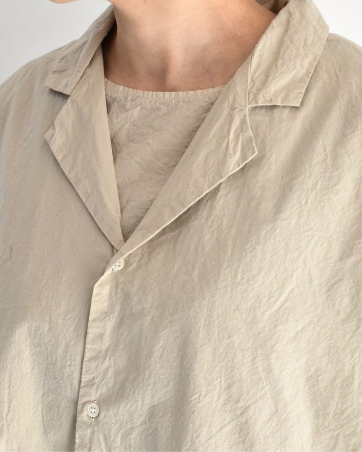 Shrink Open Collar Long Shirt in Beige