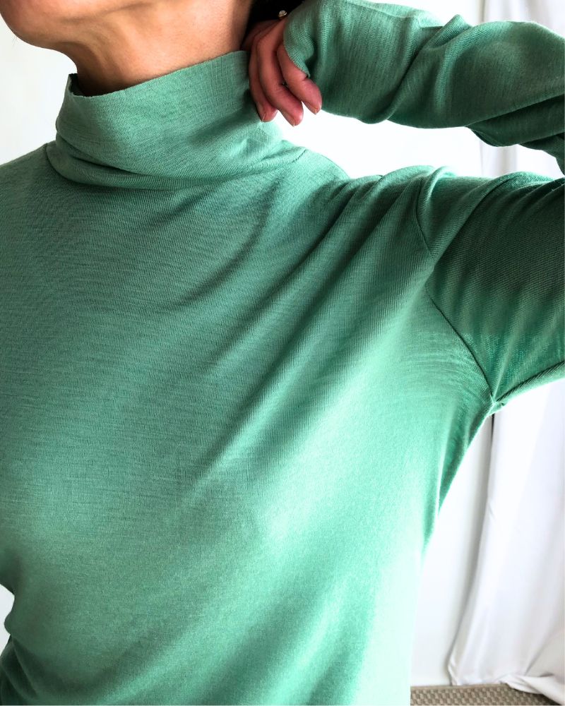 Slim fit high neck in Green