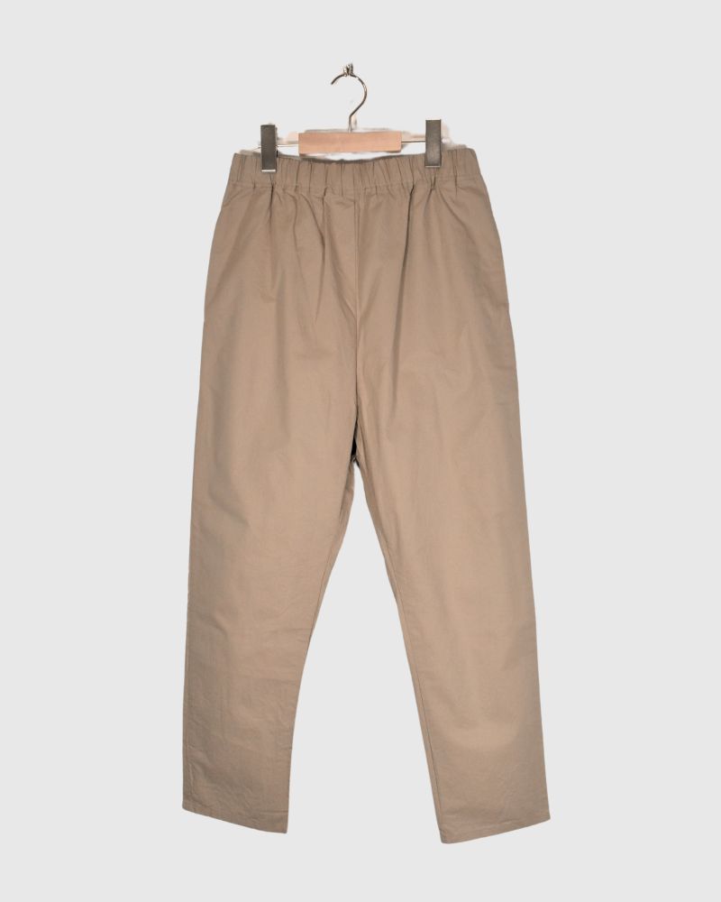 Tapered pants in Beige