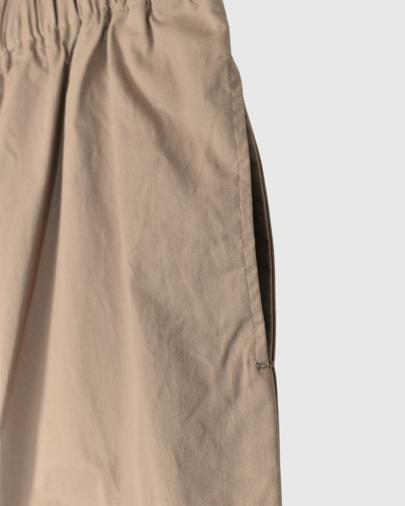 Tapered pants in Beige