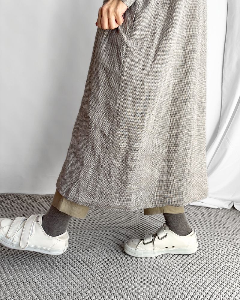 LINEN TWILL EASY TAPERED PANTS in BeigeKhaki