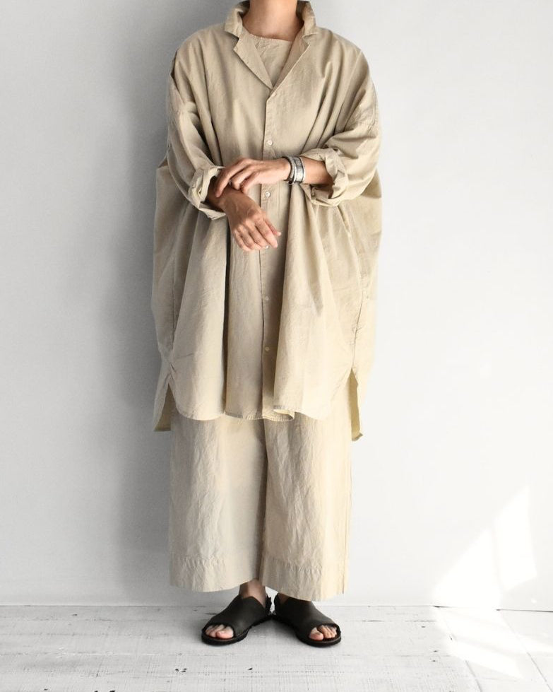 Shrink Open Collar Long Shirt in Beige