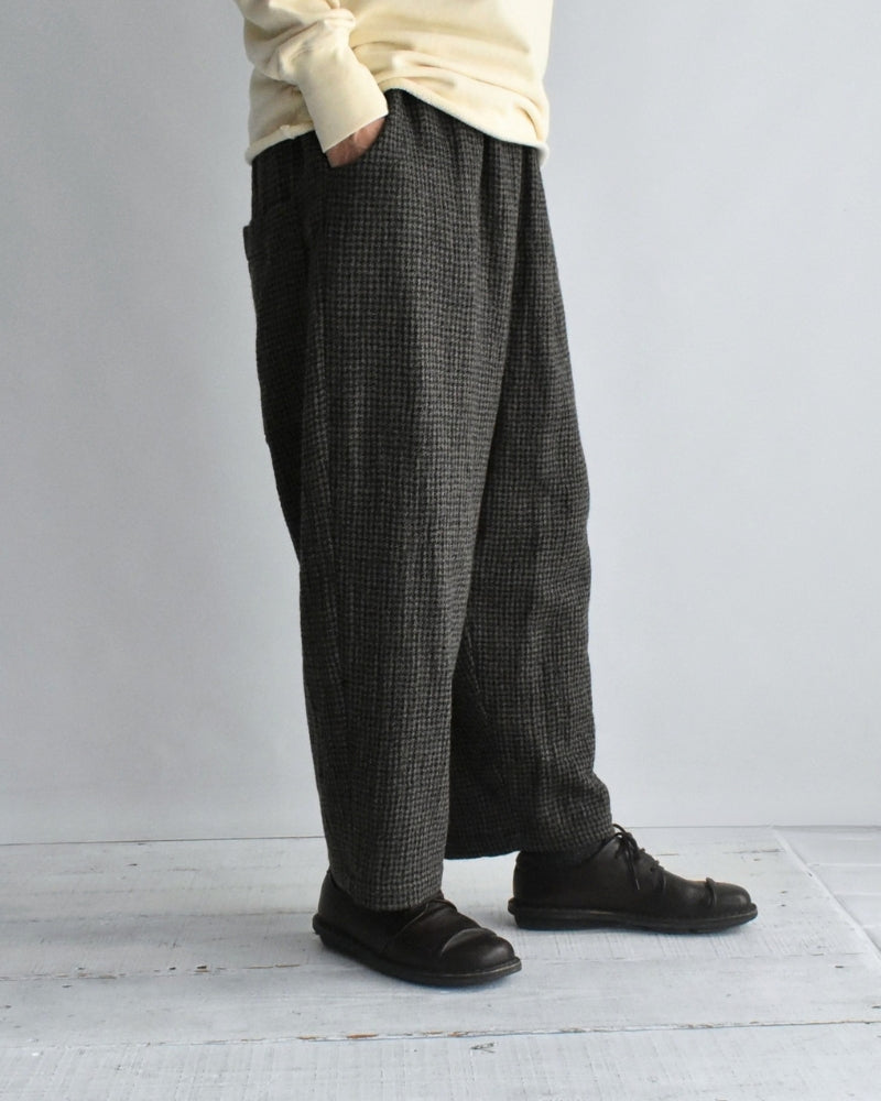 Wool Gauze Houndstooth Pants in Mocha