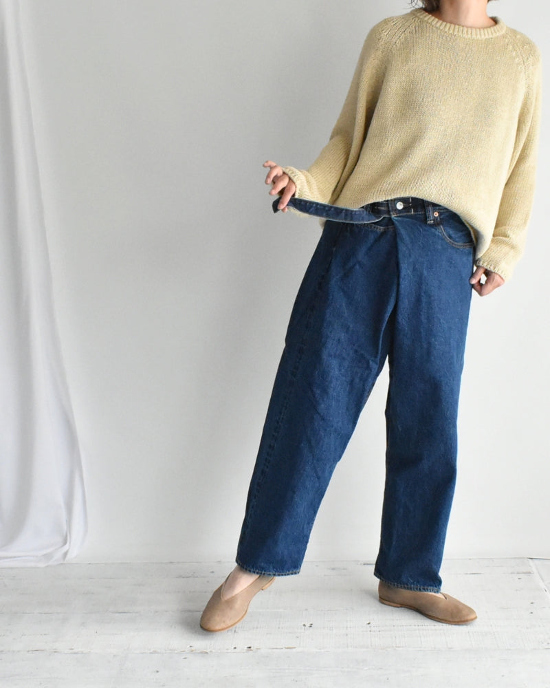Selvedge Denim Asymmetric Tuck Pants in Blue