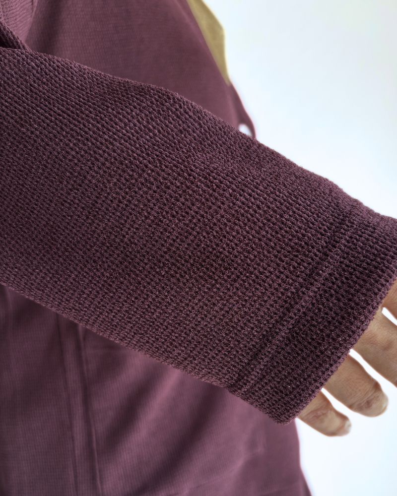 RANDOM WAFFLE CARDIGAN in Burgundy