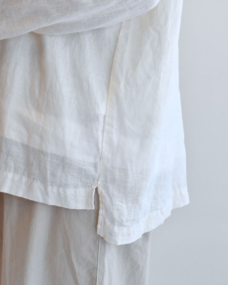 Tiny Frill Blouse in Milk
