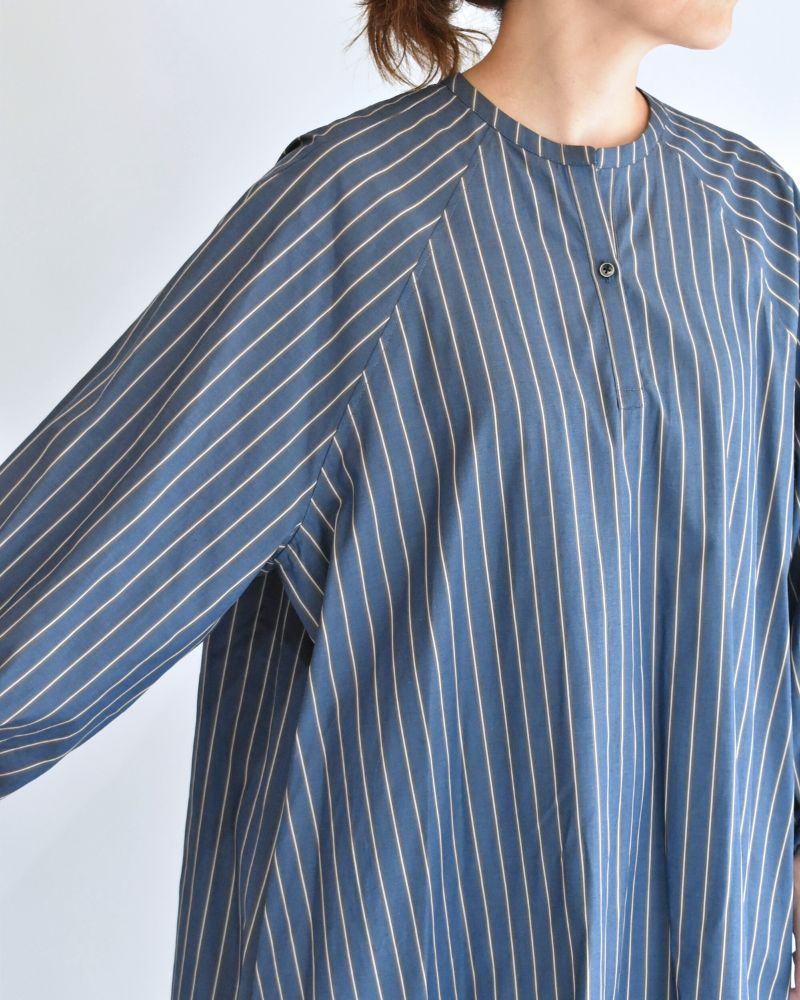 Balloon Sleeve Midi Dress in NavyStripe