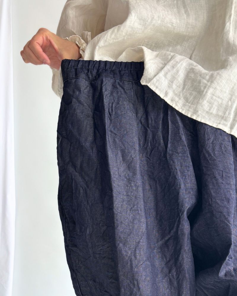 Light denim throw pants in Indigo