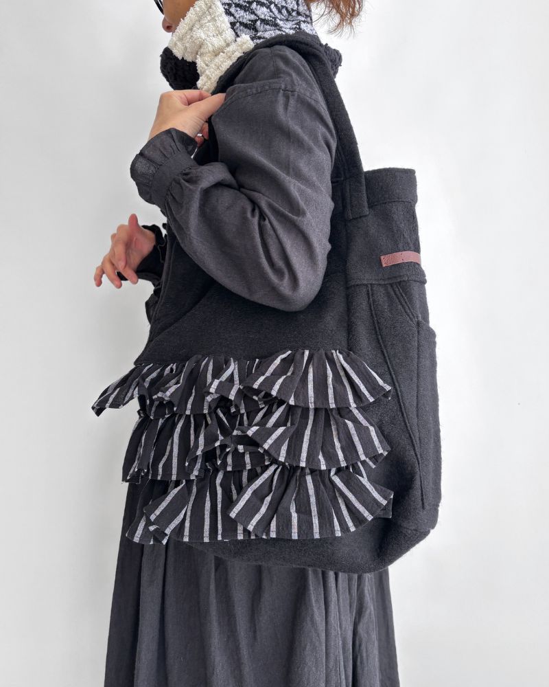 Remake Bag in Black
