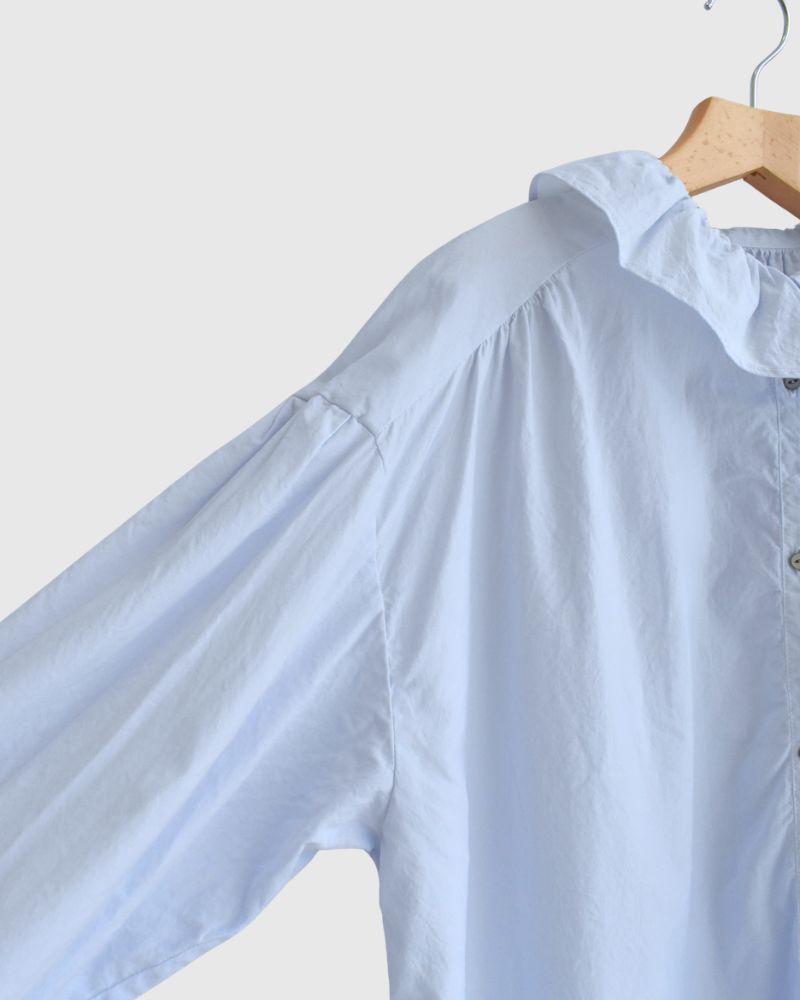 Ruffle Blouse in Sax