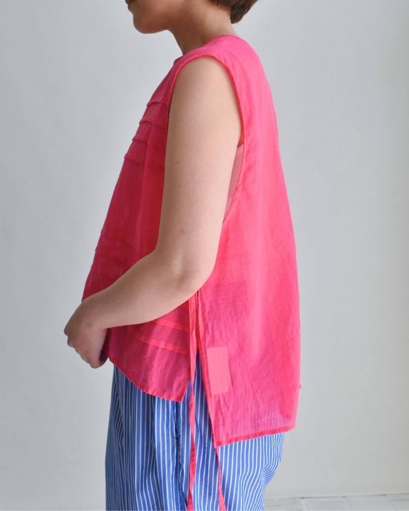Boil Sleeveless Stack Blouse in Pink