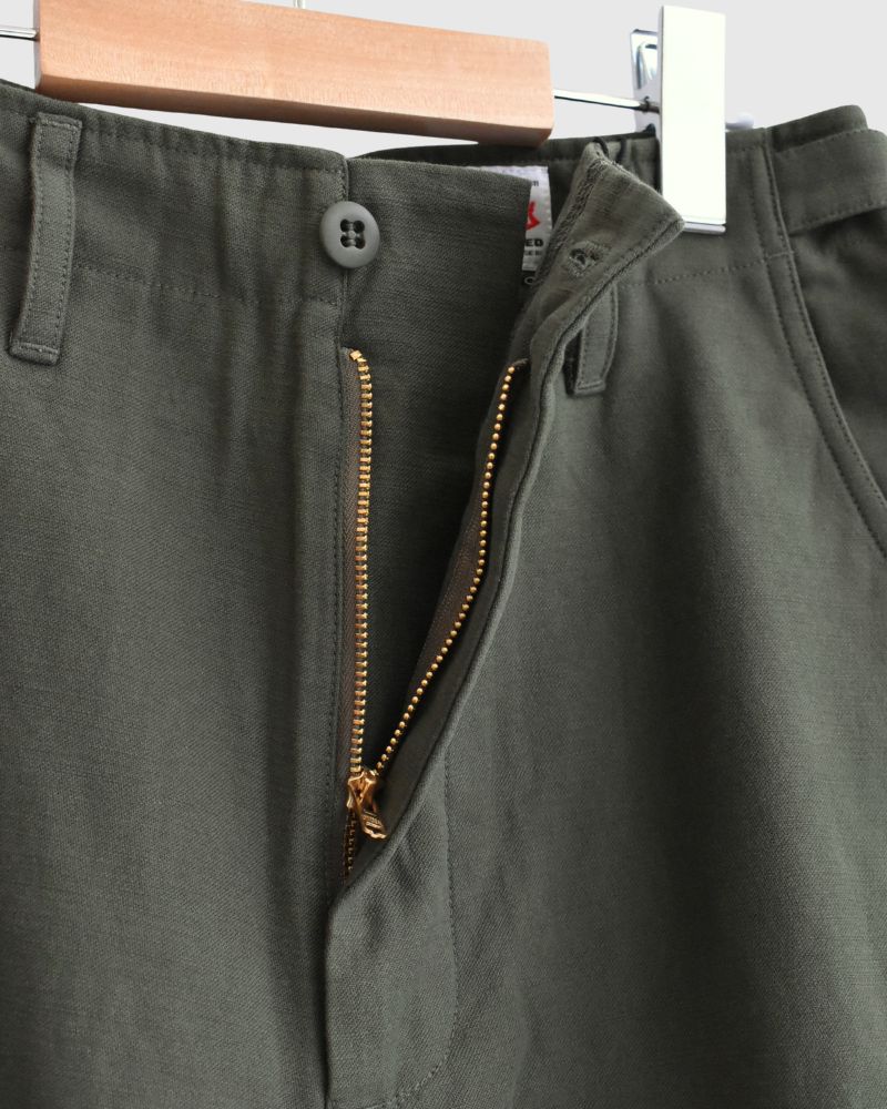Twisted Fatigue Trousers in Olive