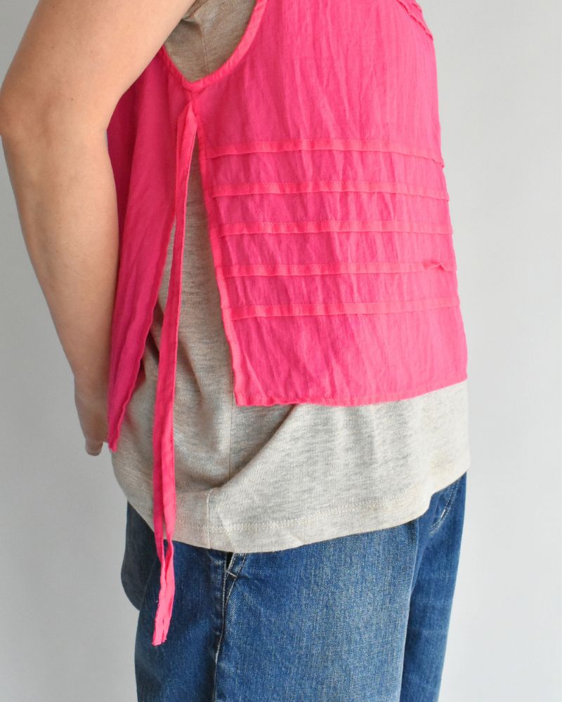 Boil Sleeveless Stack Blouse in Pink