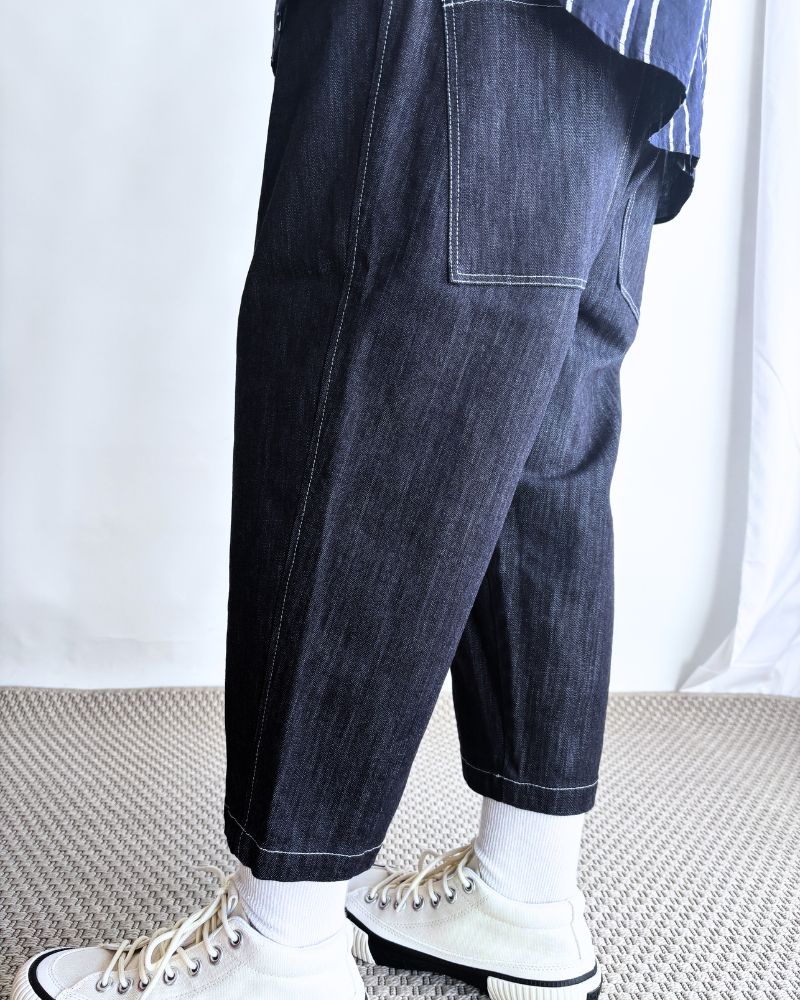 Big Pocket Cropped Pants in Navy