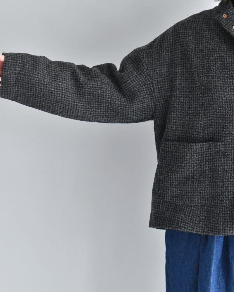 Wool Gauze Houndstooth Jacket in Charcoal