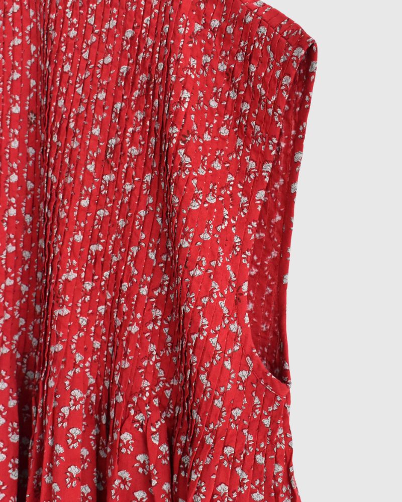 Crew-neck Button French Sleeve Shirt with Pintuck in Red