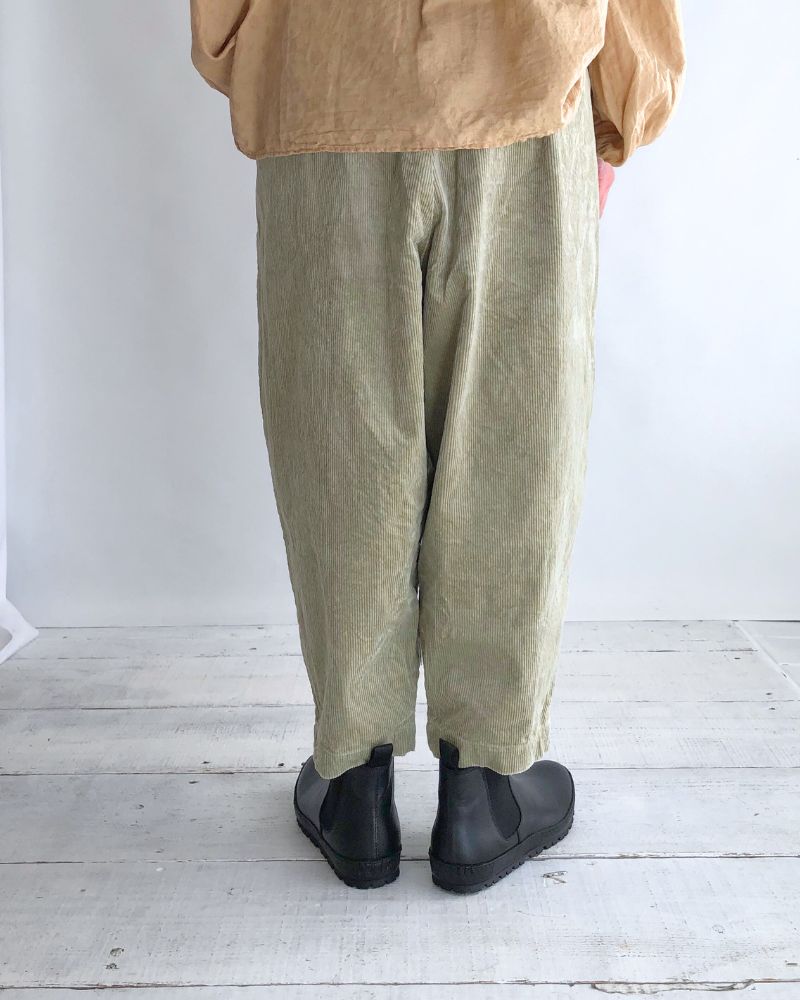 CORDUROY TAPERED PANTS in SageGreen