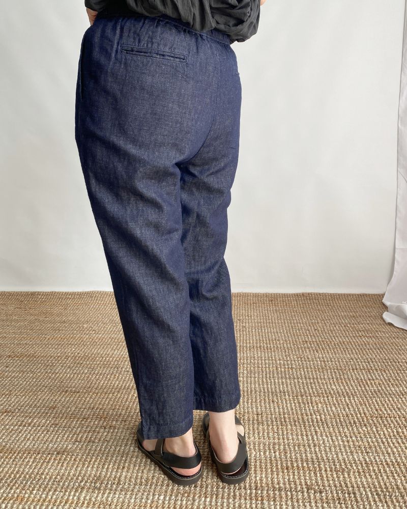 WASHED COTTON/LINEN EASY TAPERED PANTS in Navy