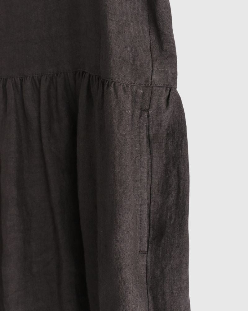 Sleeveless Gathered Dress (LINEN) in Brown