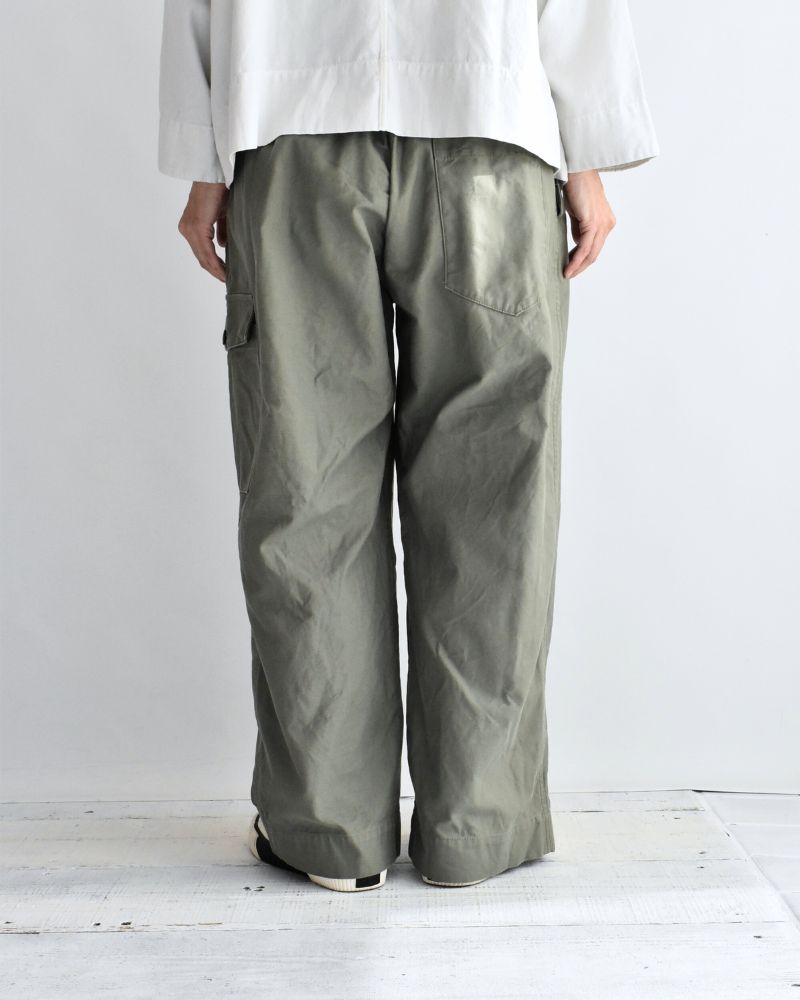 One Side Pocket Pants in Khaki