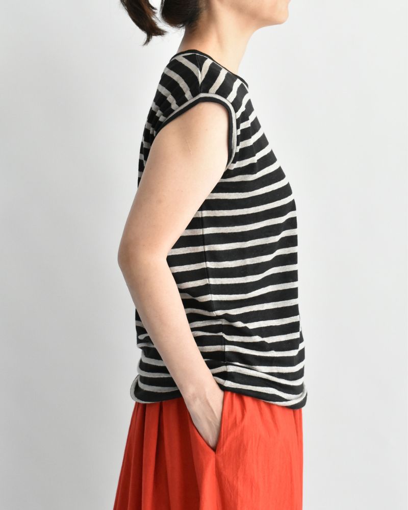 Border Tank Top in Black/Natural