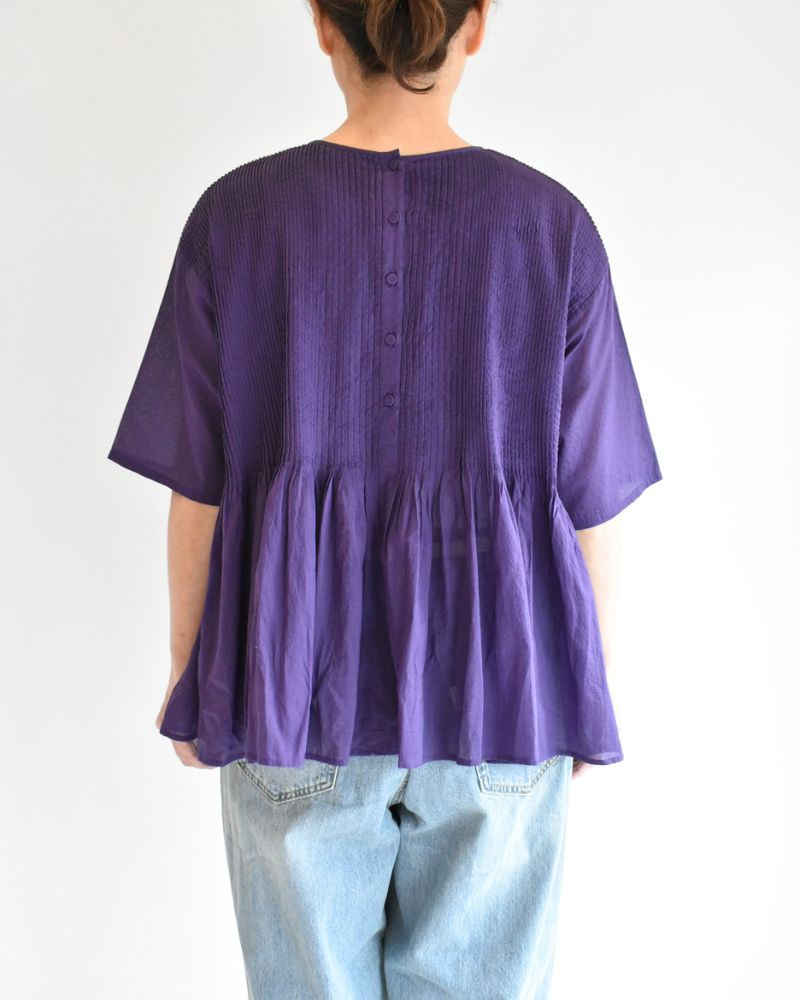 CREW-NECK PULLOVER HALF/SLEEVE SHIRT WITH MINI PINTUCK in Purple