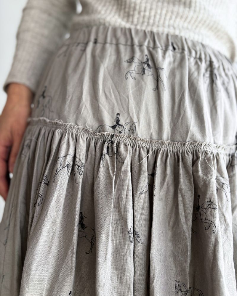 “Wind in her hair” GATHERED SKIRT in Gray