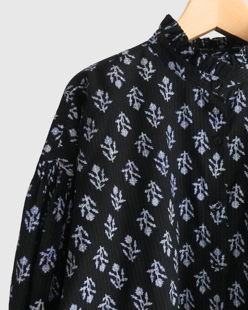 FRILL COLLAR SHIRT WITH MINI PINTUCK in Black