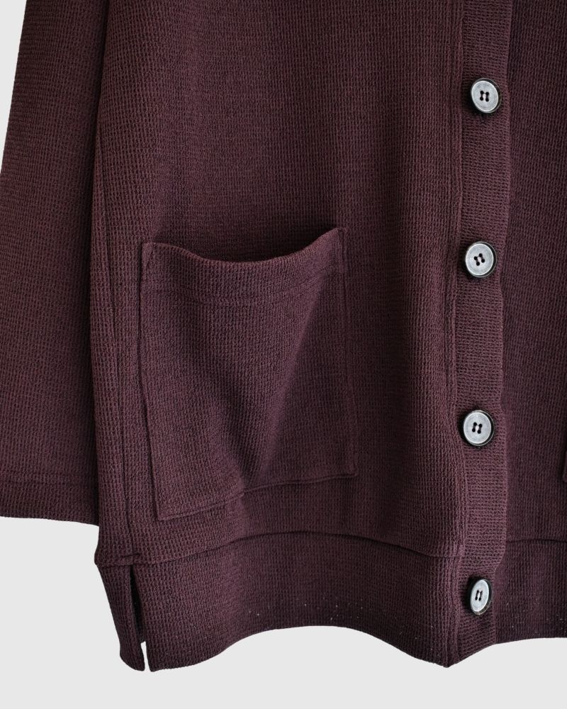 RANDOM WAFFLE CARDIGAN in Burgundy