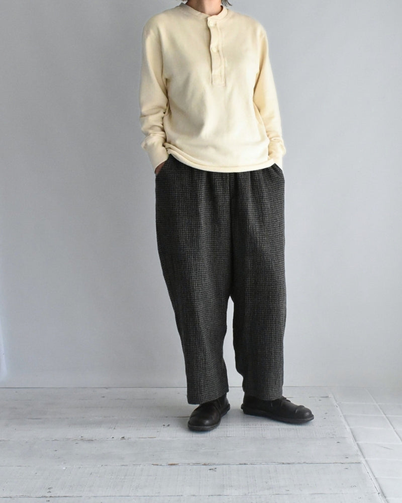 Wool Gauze Houndstooth Pants in Mocha
