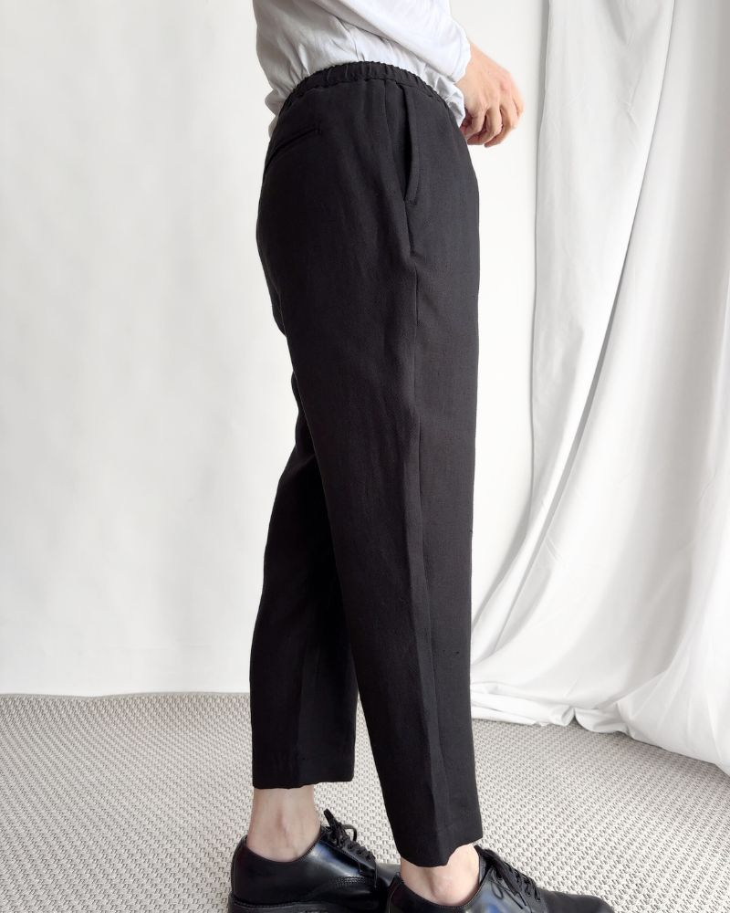 LINEN TWILL EASY TAPERED PANTS in Black