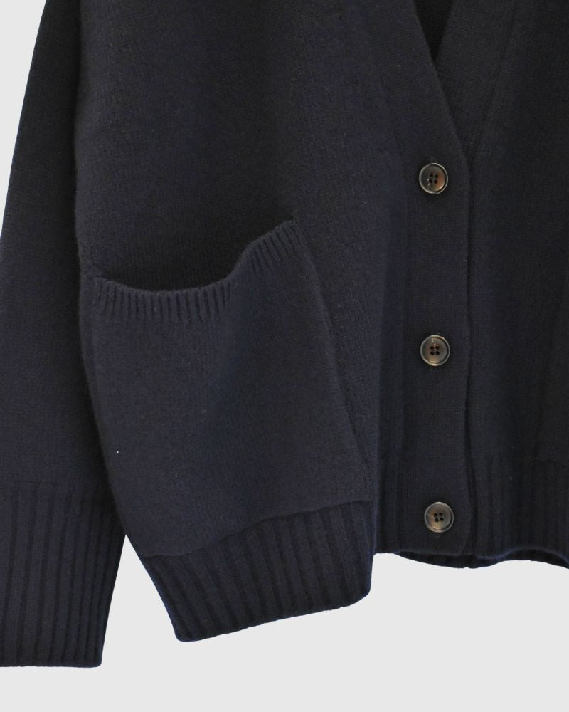 JANE V-neck Cardigan in Black