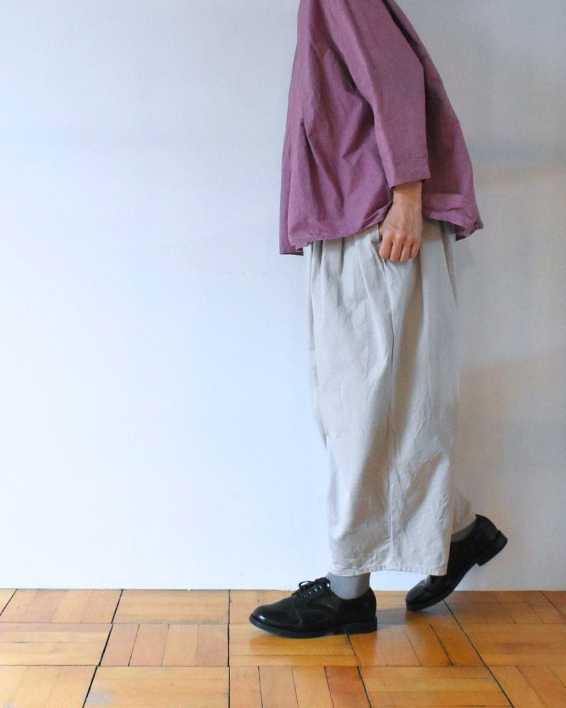 [Pre-order] S/S R347 SATIN CAMILLE TUCKED PANTS (Late February - early March)