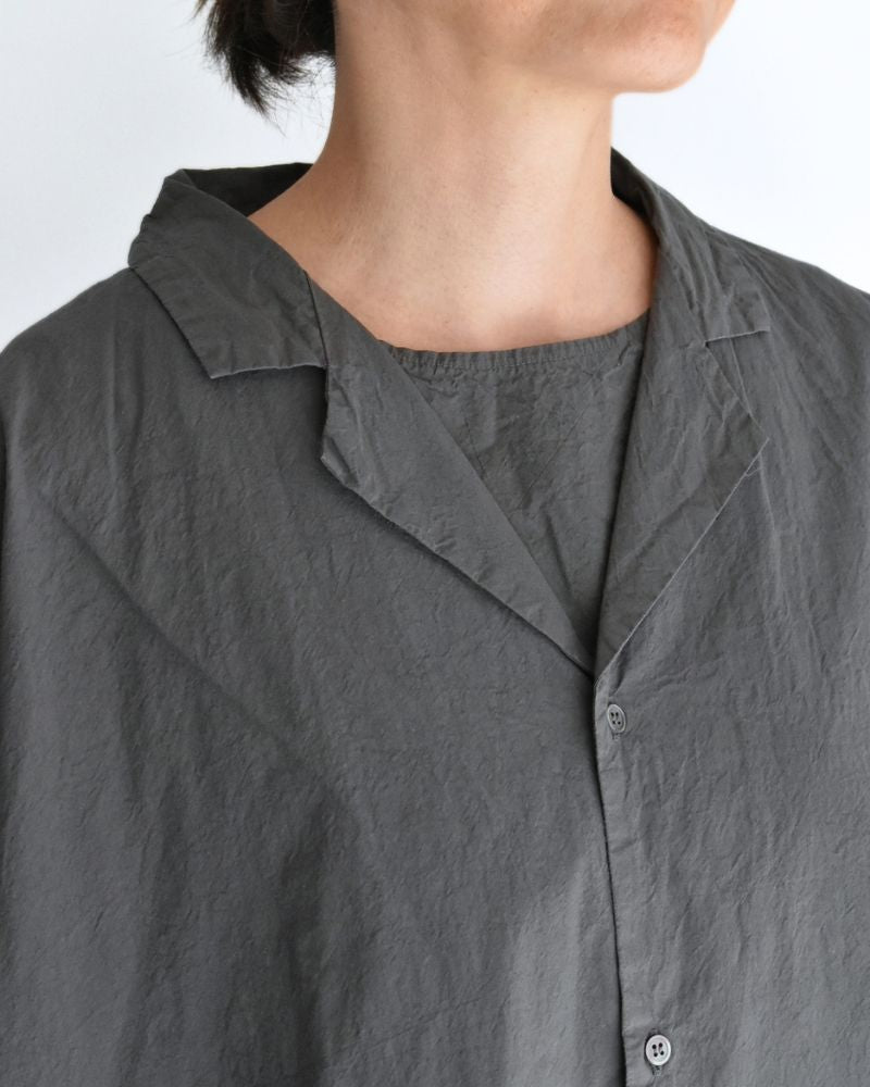 Shrink Open Collar Long Shirt in Gray