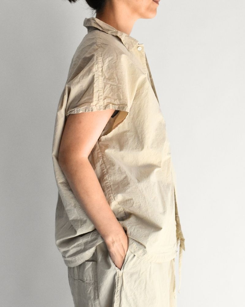 Shrink French Sleeve Shirt in Beige